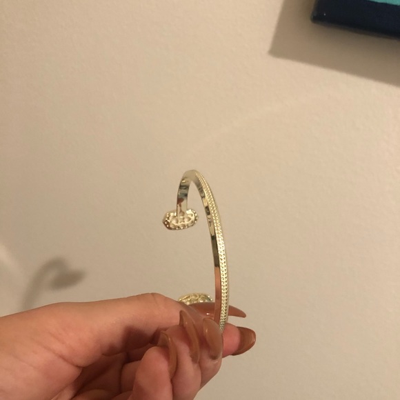 Kendra Scott gold cuff white bracelet - Picture 7 of 7